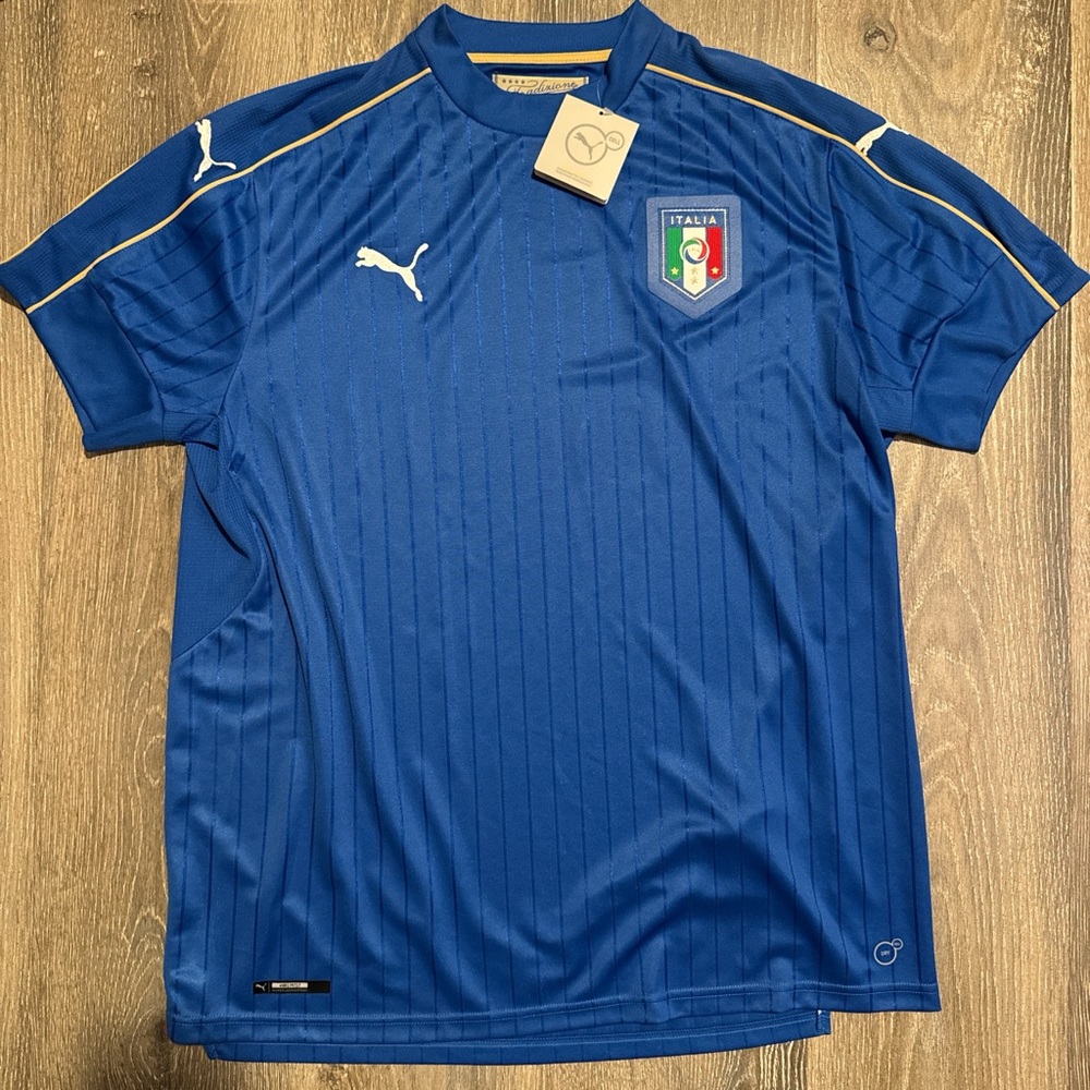 Puma Italy 2016 Home Kit - Brand new with tags